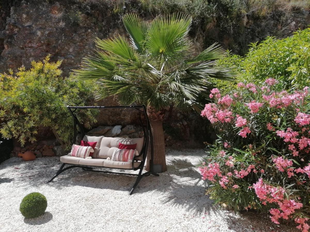 Exquisite Modern 2-Bed House In El Pinar De Bedar Villa ภายนอก รูปภาพ